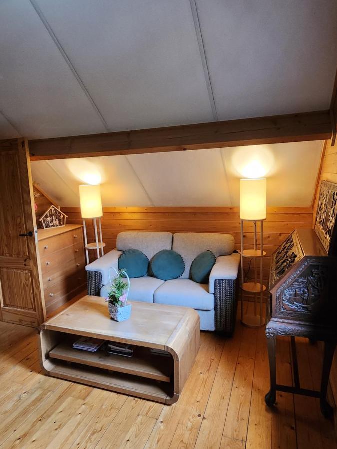 Le Chalet Du Cerf - Chambre D'Hote Somme-Leuze ภายนอก รูปภาพ