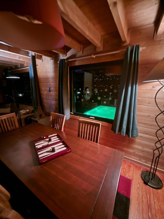 Le Chalet Du Cerf - Chambre D'Hote Somme-Leuze ภายนอก รูปภาพ