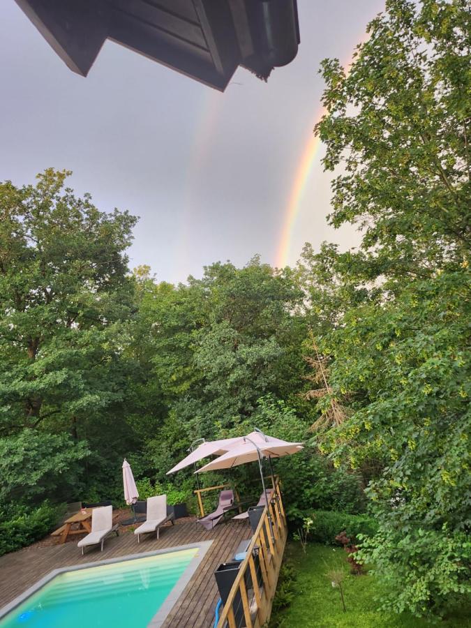Le Chalet Du Cerf - Chambre D'Hote Somme-Leuze ภายนอก รูปภาพ